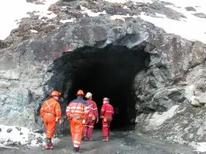 Guldvask i minegangen under Østervold